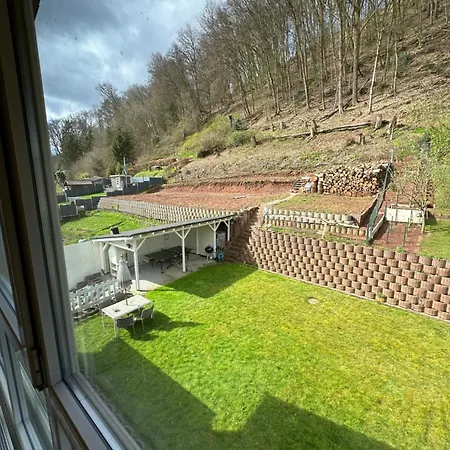 Sternblume Deluxe Daire Bruchweiler-Bärenbach